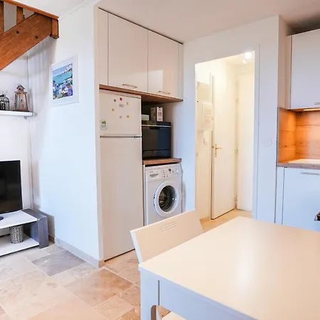 Duplex Vue Avec Piscine à Boulouris * Drammont