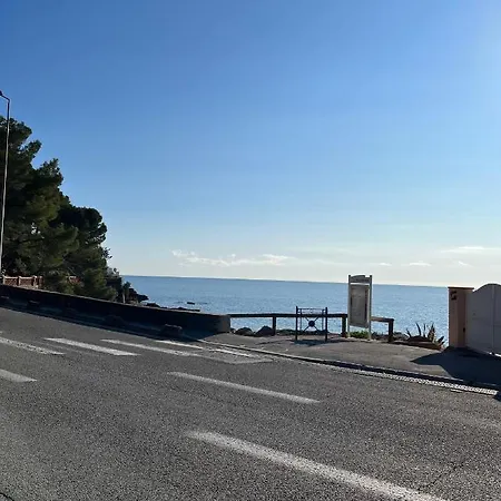 Appartement Duplex Vue Avec Piscine A Boulouris *