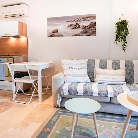Duplex Vue Avec Piscine A Boulouris * Drammont