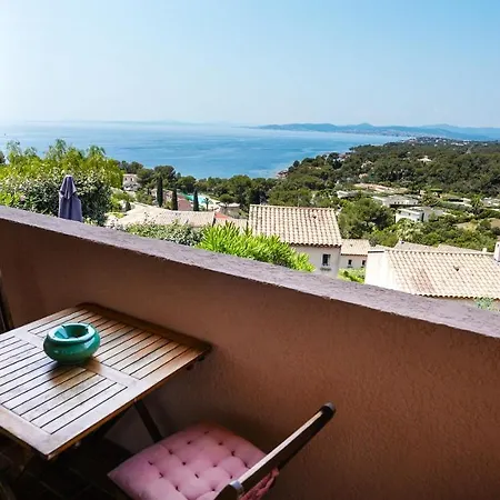 Appartement Duplex Vue Avec Piscine A Boulouris