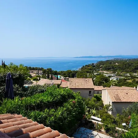 Duplex Vue Avec Piscine A Boulouris Apartment Drammont